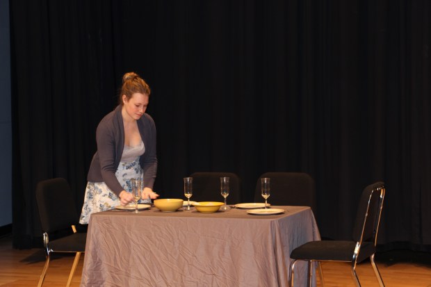 Mom gets ready for the arrival of the daughter's new boyfriend.